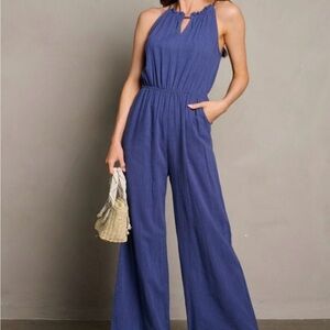 NWOT WOMEN'S ELEGANT SLEEVELESS ELASTIC JUMPSUIT WAIST WIDE LEG WITH POCKETS